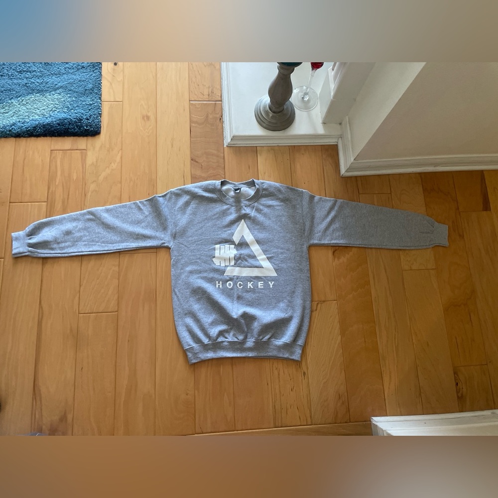 Undefeated Crewneck